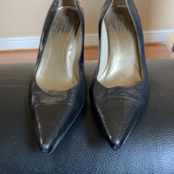 Coach black pointy toe heels. - Picture 10 of 12
